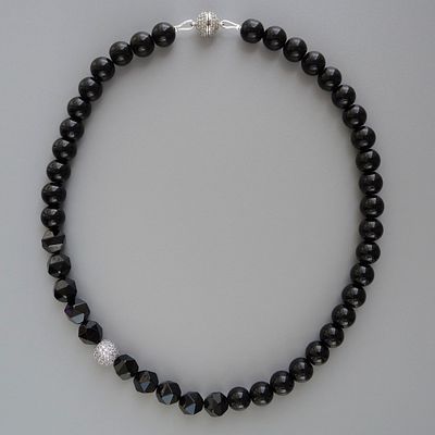 Бусы "Зеркальный шар". Чёрный агат. Чёрный и серебряный цвета - сама элегантность! Гранённые 