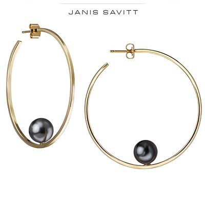 Janis Savitt. Серьги-кольца "Плавающая жемчужина". Серьги изготовлены из бижутерного сплава с 
