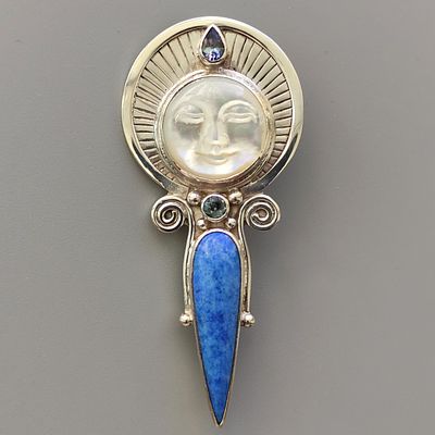 БРОШЬ / КУЛОН ИЗ КОЛЛЕКЦИИ "GODDESS". SAJEN. СЕРЕБРО. ПОЛУДРАГОЦЕННЫЕ КАМНИ. ПЕРЛАМУТР. 90-Е 