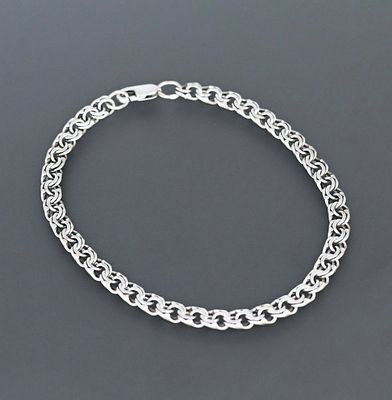 Браслет бисмарк серебро 925 проба Россия
Браслет из серебра 925 пробы, плетение бисмарк Россия 