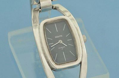 Женские ЧАСЫ серебро 925 пробы механика
Стильные женские часы марки PROVITA, корпус и браслет 