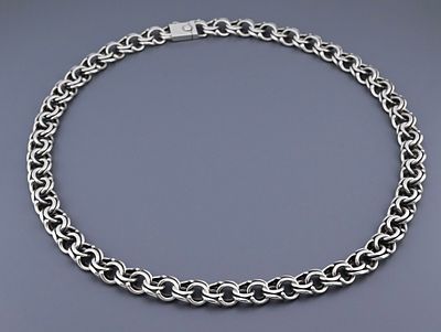 Цепь крупная бисмарк серебро 925 проба Россия
Массивная цепь из серебра 925 пробы, плетение 