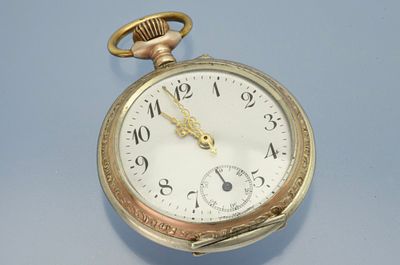 Старинные ЧАСЫ карманные серебро 800 проба. Старинные карманные часы Изготовлены в Швейарии, на 