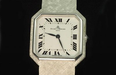 Часы золото 750 пробы BAUME & MERCIER Швейцария. Часы одной из самых известных швейцарских фирм 