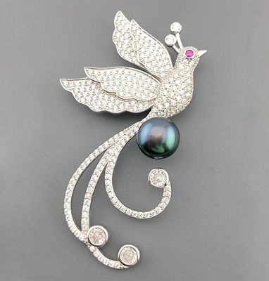 Роскошная серебряная брошь в виде райской птицы. Серебро 925 проба, темная мабе жемчужина 