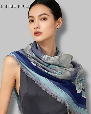 Платок EMILIO PUCCI с фирменным геометрическим абстрактным рисунком знаковым для бренда. &laquo;Принц 