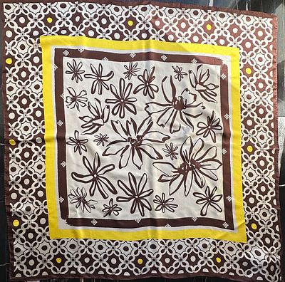 MARINA RINALDI. Шелковый платок. . Шелк, 90х90, ручная строчка, новый, подарочная упаковка. 