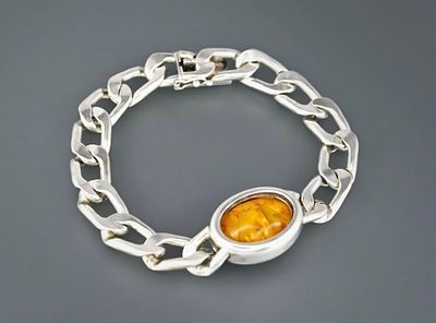 Браслет серебро 800 проба янтарь Швейцария
. Серебряный корпус от часов, переделанный в браслет 