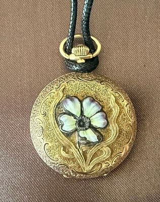 Топ-лот. 
Антикварные Часы-кулон. PATEK - PHILIPPE (Патек-Филип). Золото. Конец 19 века. 
