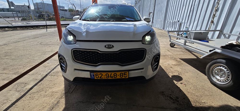 יסמין שרמן, עורכי דין | רכב אחד מכונס נכסים