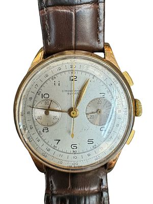 Chronograph Swiss CHRONOGRAPH SWISS 18K gold chrono watch with an original and unrefurbished 
