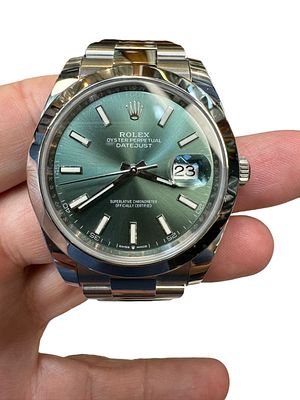 Rolex watch ROLEX Dategast 41 mm model 126300 "mint" green dial new from April, comes in a full 