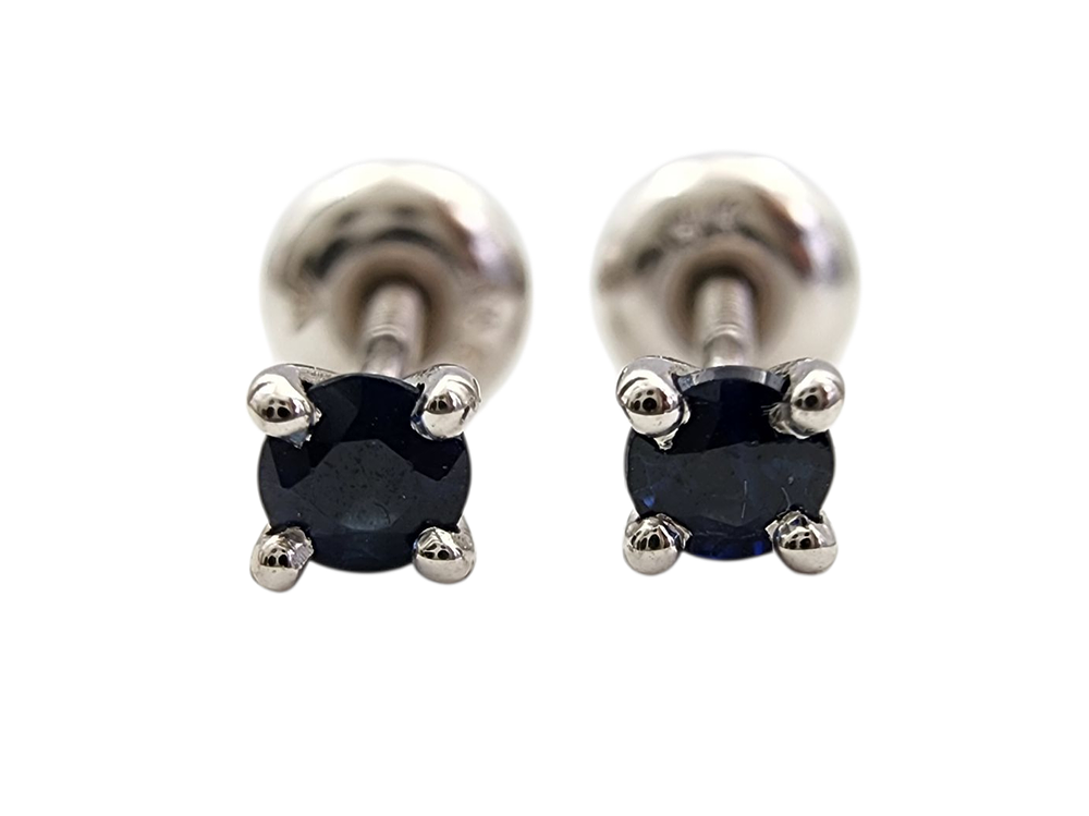 זוג עגילים מזהב 14K משובץ באבני ספיר בגודל 0.10 קראט טבעי