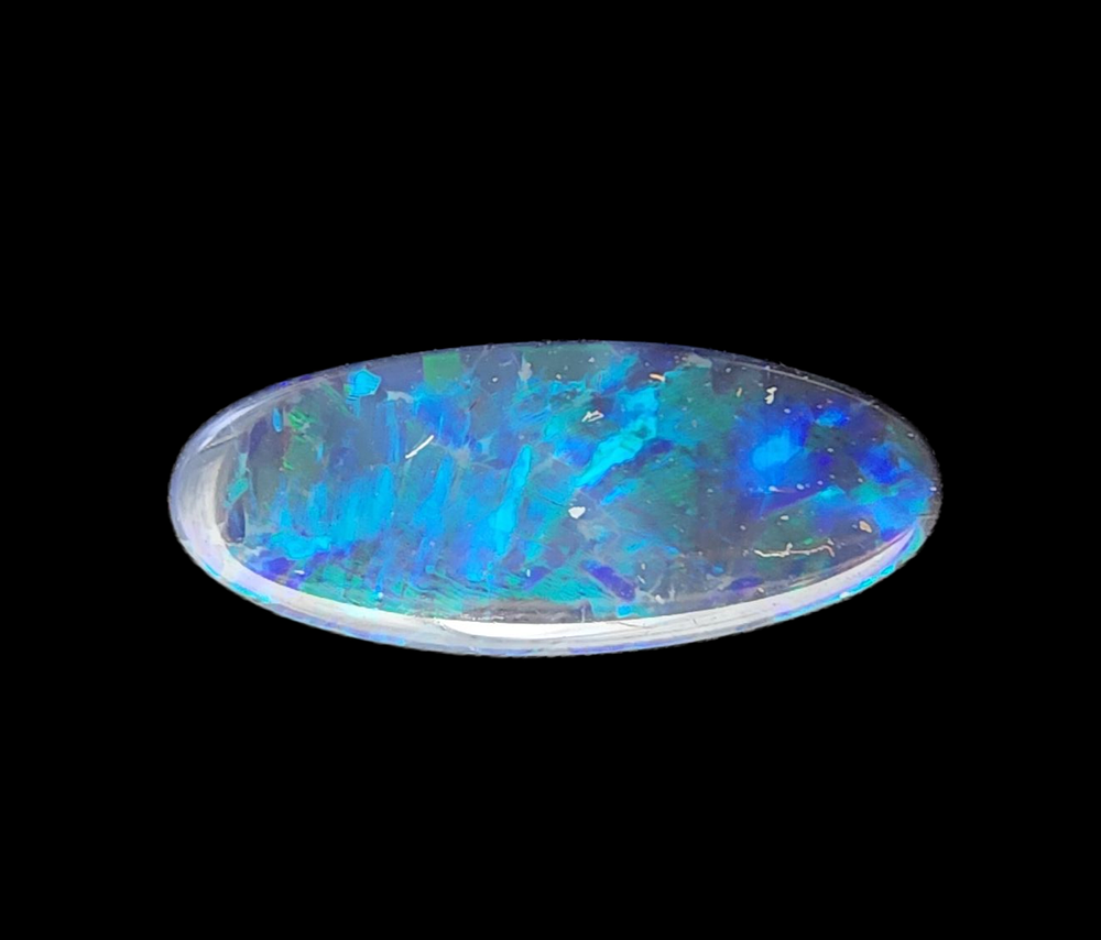 אבן אופל שחור אוסטרלי טבעי בגודל 0.90 קרט כולל תעודה מאוסטרליה