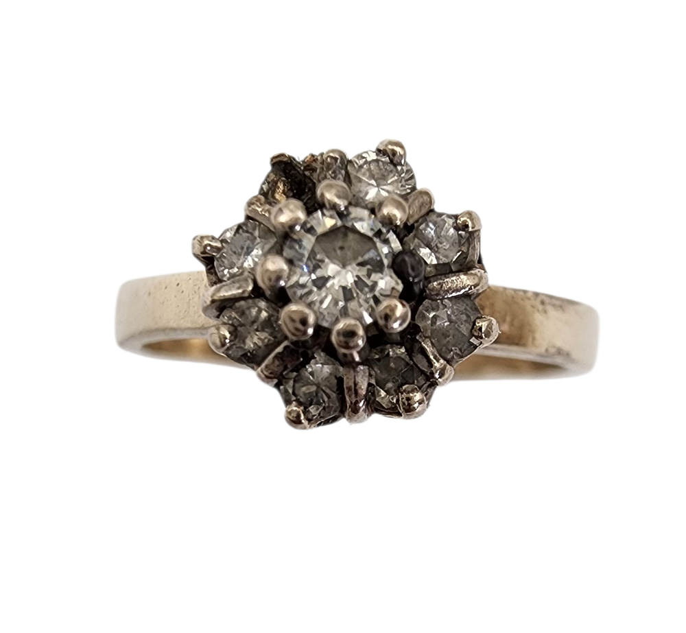 טבעת זהב 14K משובצת יהלומים טבעיים חסר יהלום אחד משקל 3 גרם מידה 6 USA