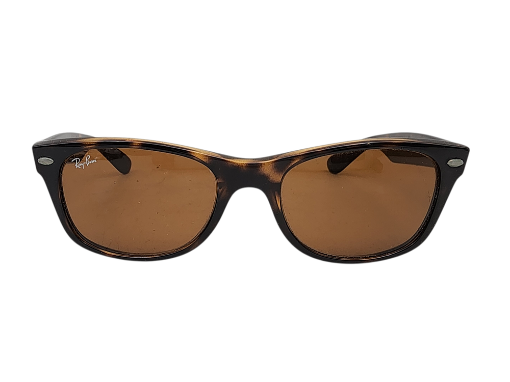 Ray Ban
משקפי שמש רייבאן ונרתיק מקורי