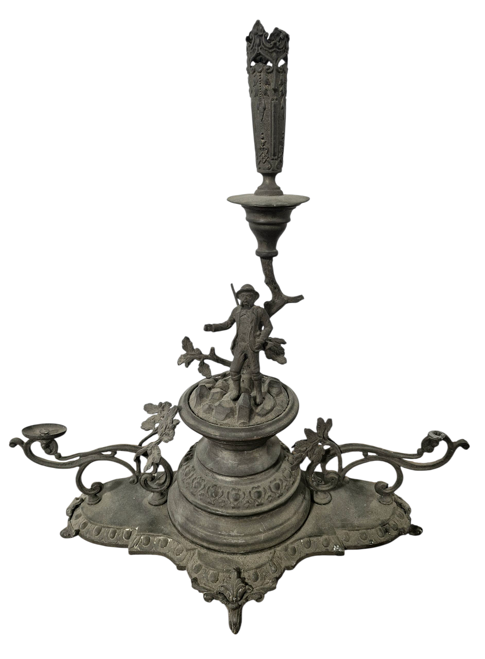 סנטרפיס אירופאי עתיק נחושת מצופה כסף חסר צלחות תיקונים קלים מידה 49/40 ס"מ