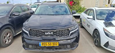 קיה סורנטו מודל 2022. 62,618 ק"מ, יד נוכחית: שנייה, בעלות נוכחית: פרטי. מחיר מחירון: ₪145,560