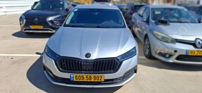 סקודה אוקטביה מודל 2021. 124,931 ק"מ