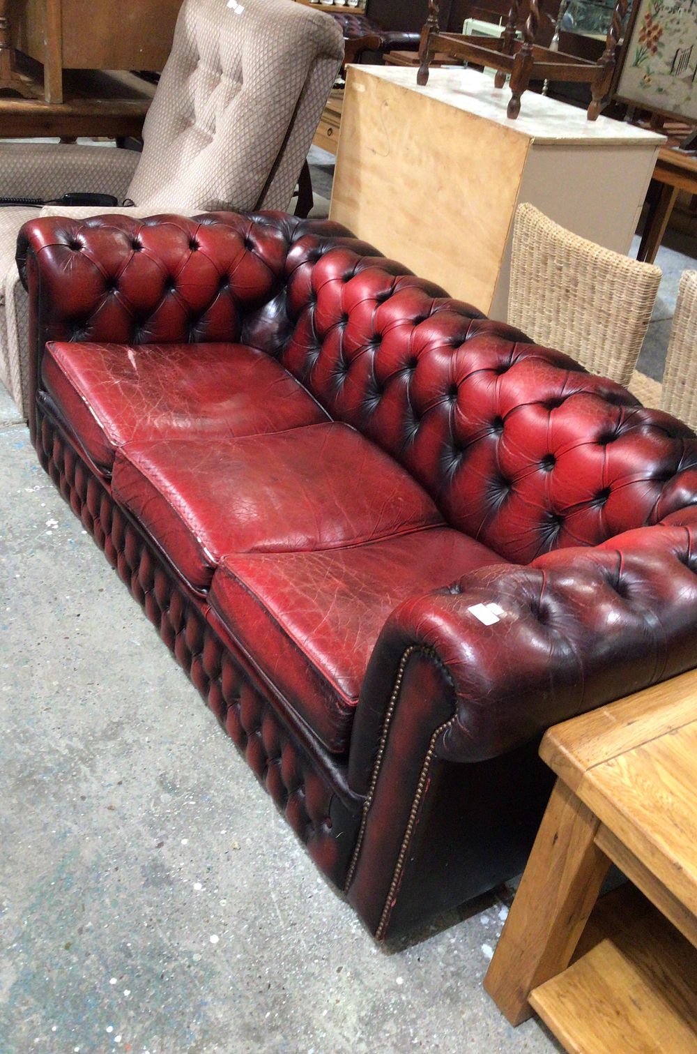 Shelby's Auctioneers Ltd. | Auction 090825 | Online auction of furniture collectibles and handbags