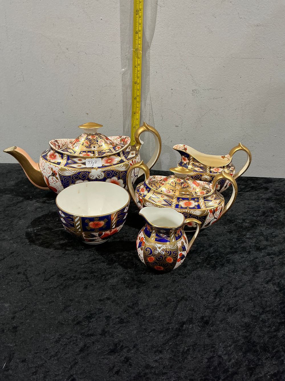 Shelby's Auctioneers Ltd. | Auction 210226 | Online Auction: Furniture, Collectables & More Surprises!