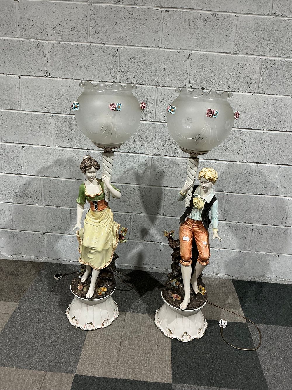 Shelby's Auctioneers Ltd. | Auction 031026 | online auction of furniture collectibles and costume jewellry with silver items