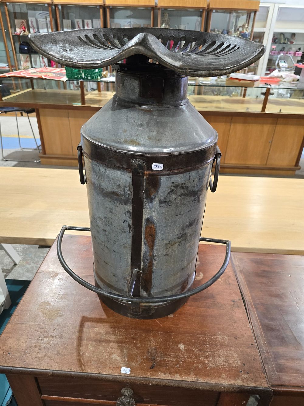 Lot 52: 1 X INDUSTRIAL SYTLE MILK CHURN TRACTOR SEAT...