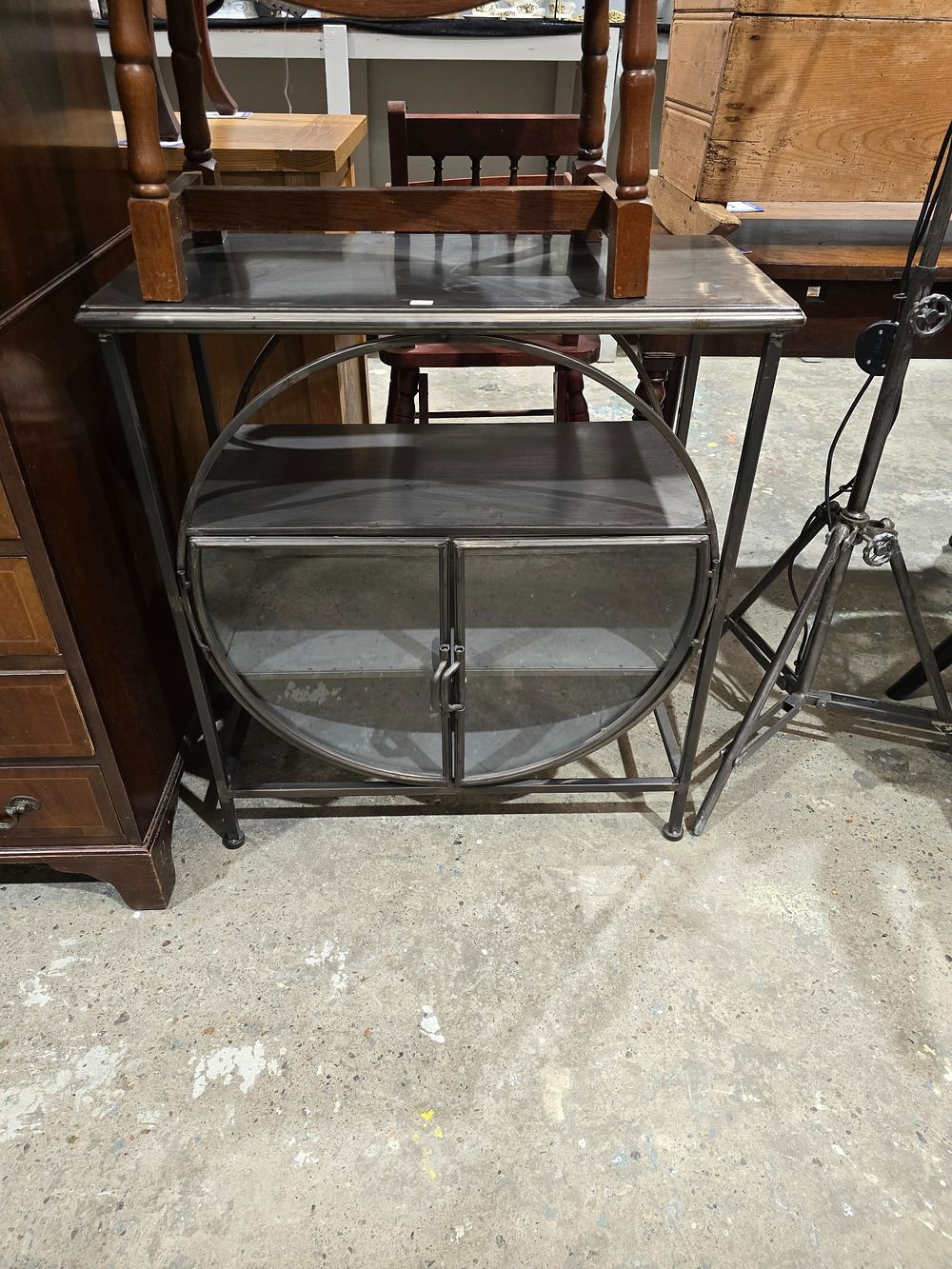 Lot 135: 1 X METAL GLASS FRONTED INDUSTRIAL STYLE CABINET