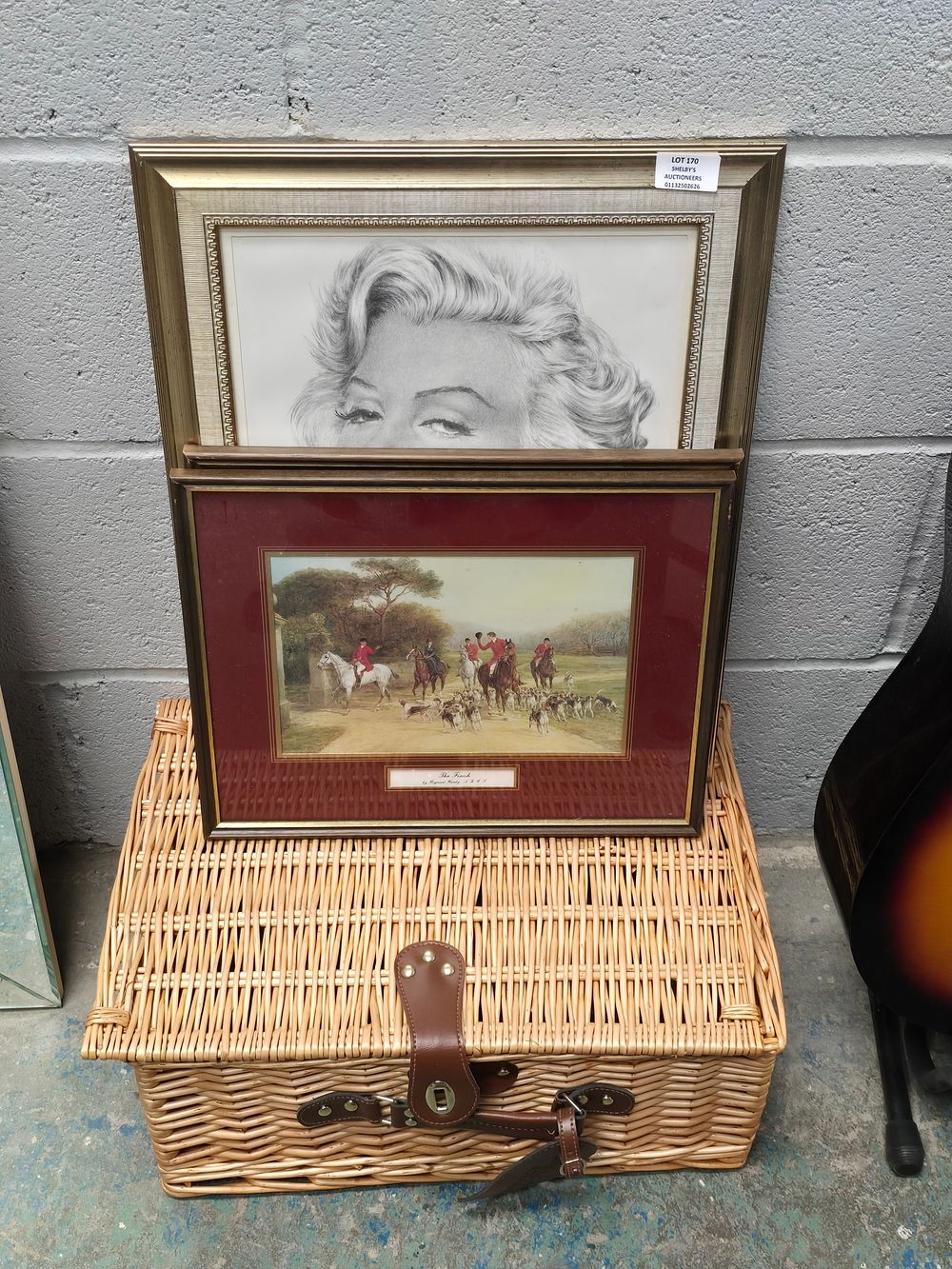 Lot 170: 1 X SMALL WICKER PICNIC BASKET WITH MARALYN...