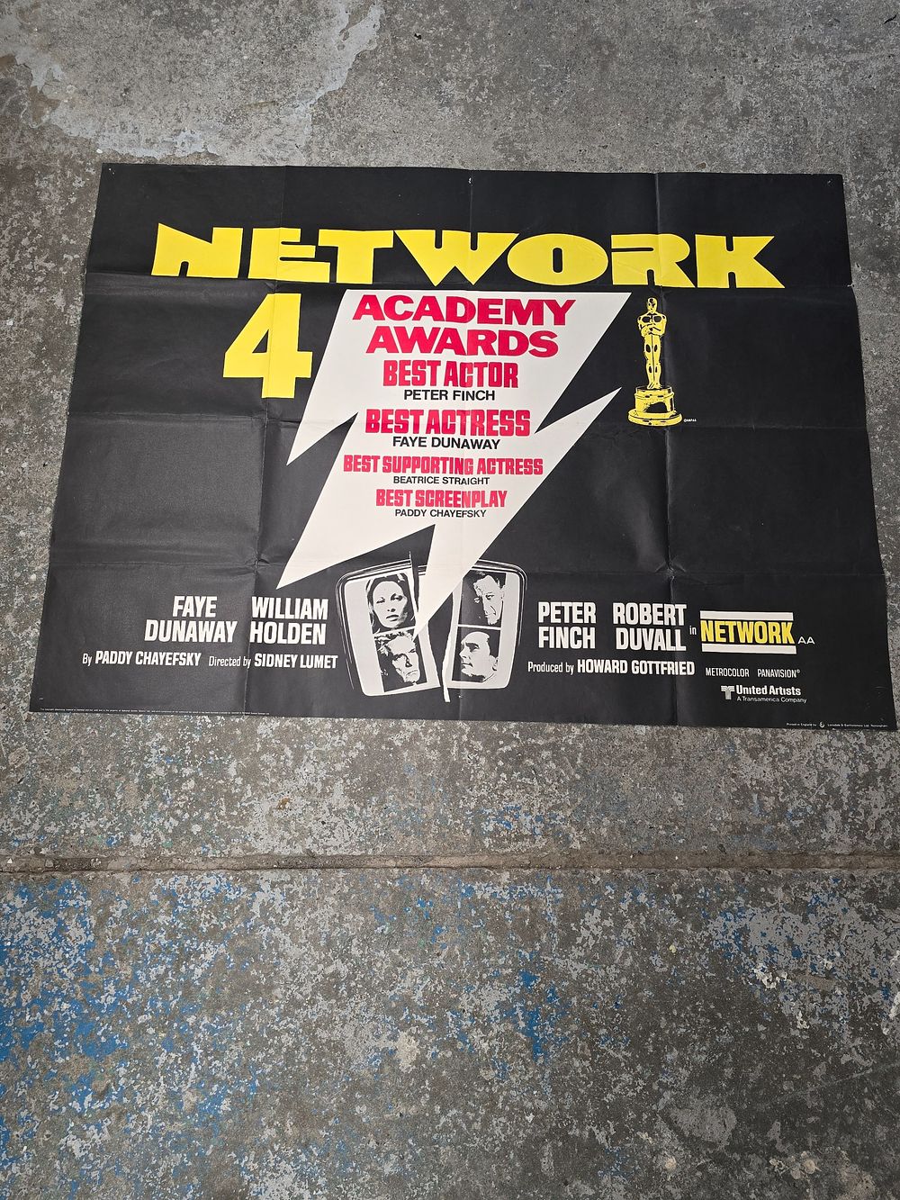 Lot 189: NETWORK 4 ACADAMY AWARDS POSTER PETER FINCH ETC