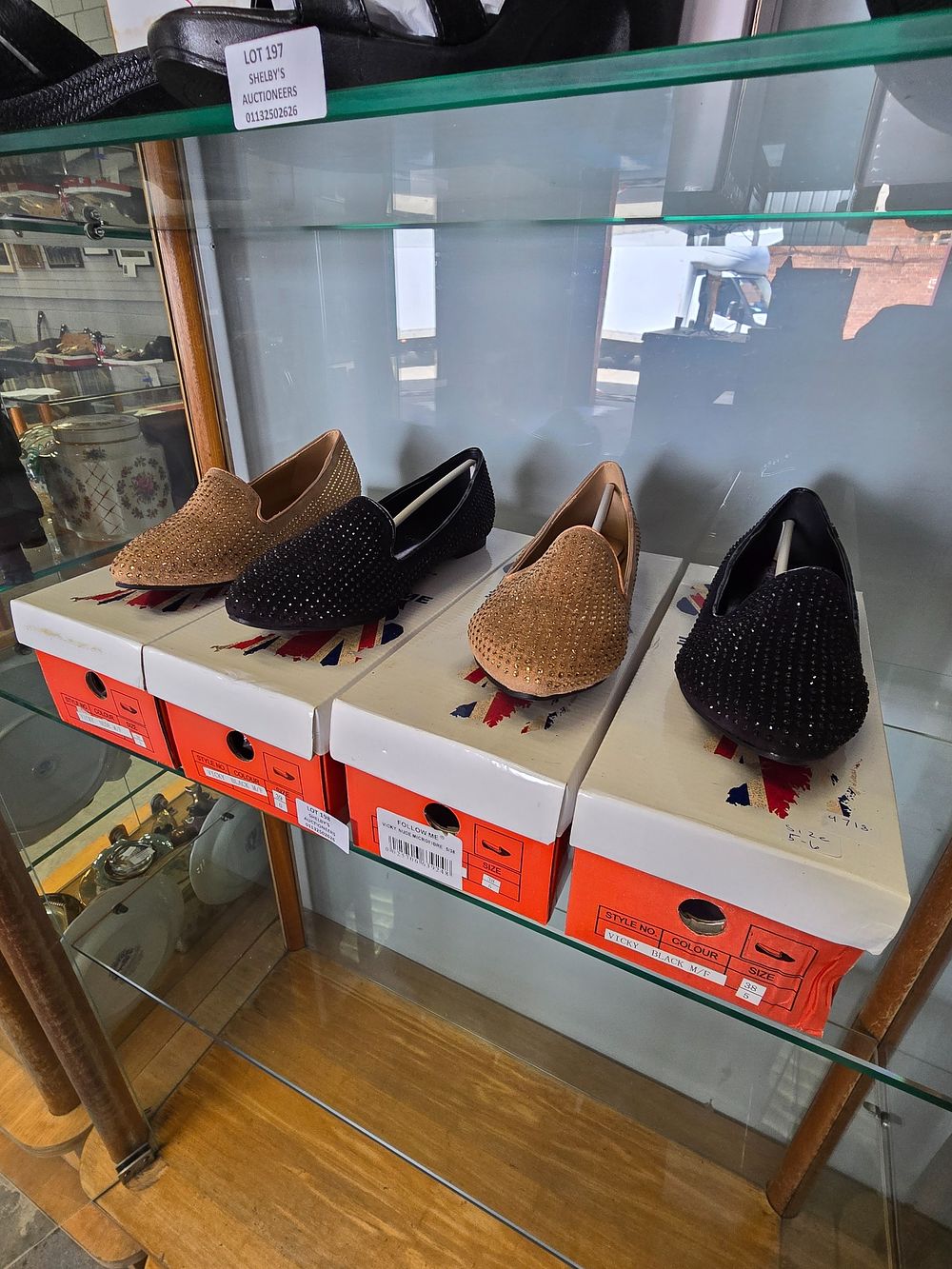 Lot 198: 4 X PAIRS OF NEW LADIES LOAFER STYLE...