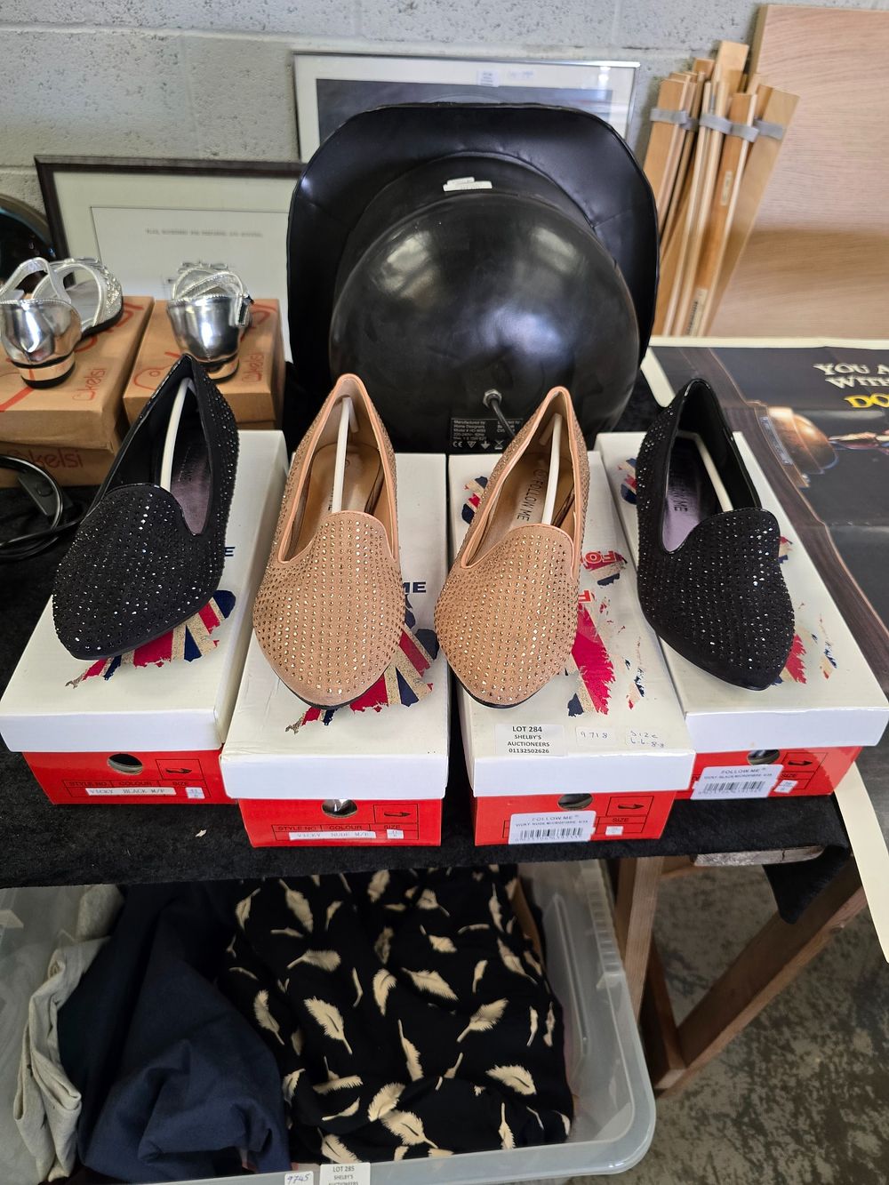 Lot 284: 4 X VARIOUS PAIRS OF LADIES NEW IN...