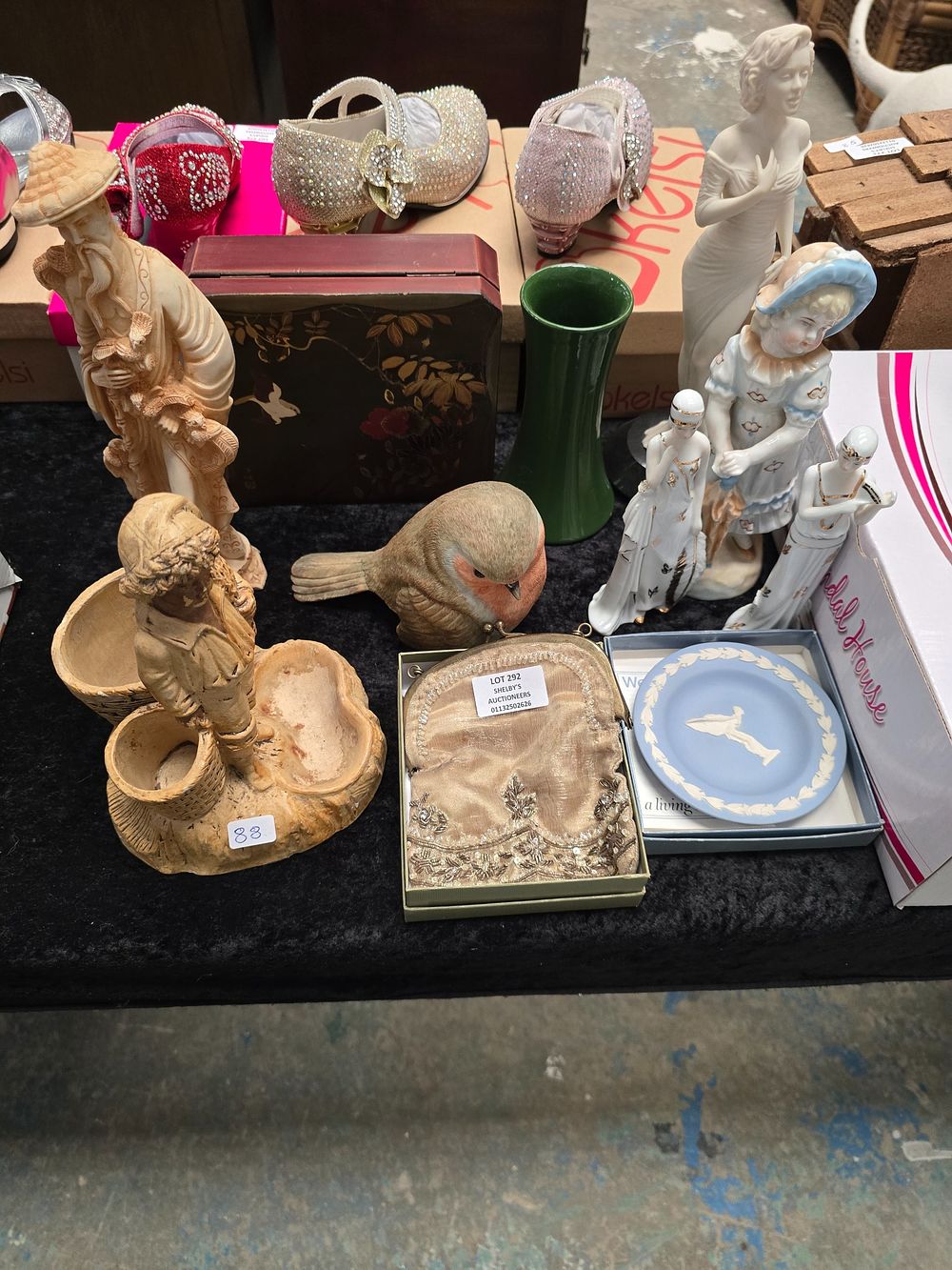 Lot 292: SELECTION OF FIGURINES WITH WEDGEWWOD POTTERY ETC