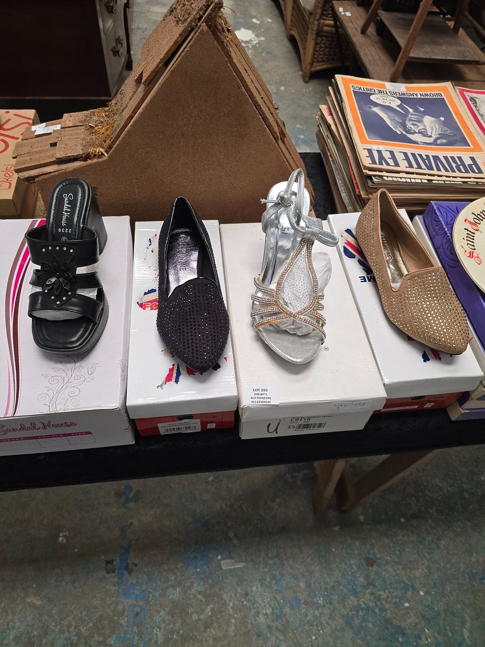 Lot 293: 4 X VARIOUS PAIRS OF LADIES NEW IN...
