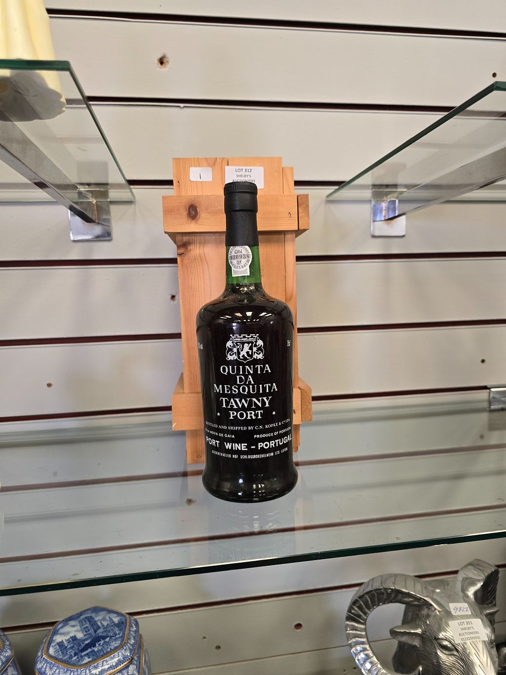 Lot 312: 1 X BOTTLE OF TAWNY PORT quinta de...