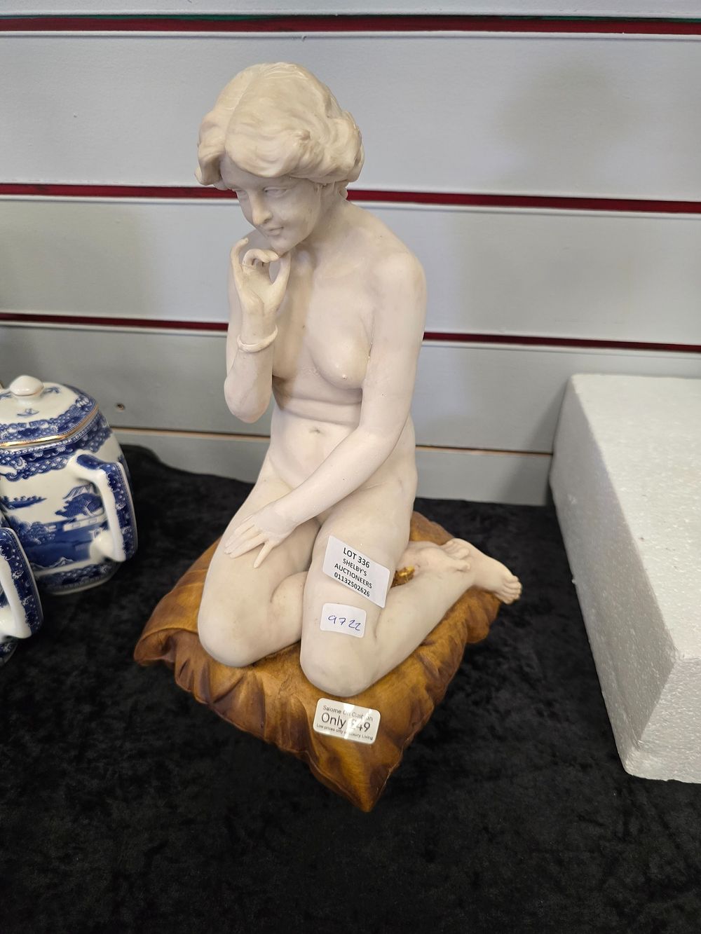 Lot 336: 1 X VICTORIAN STYLE SALOME ON CUSHION FIGURINE