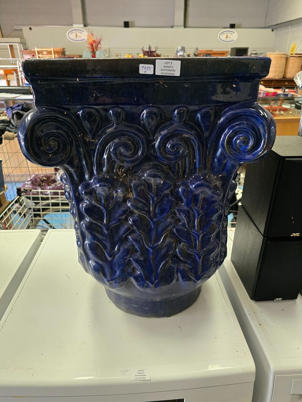 Lot 5: 1 X LARGE BLUE TERRACOTTA GARDEN PLANTER 23...