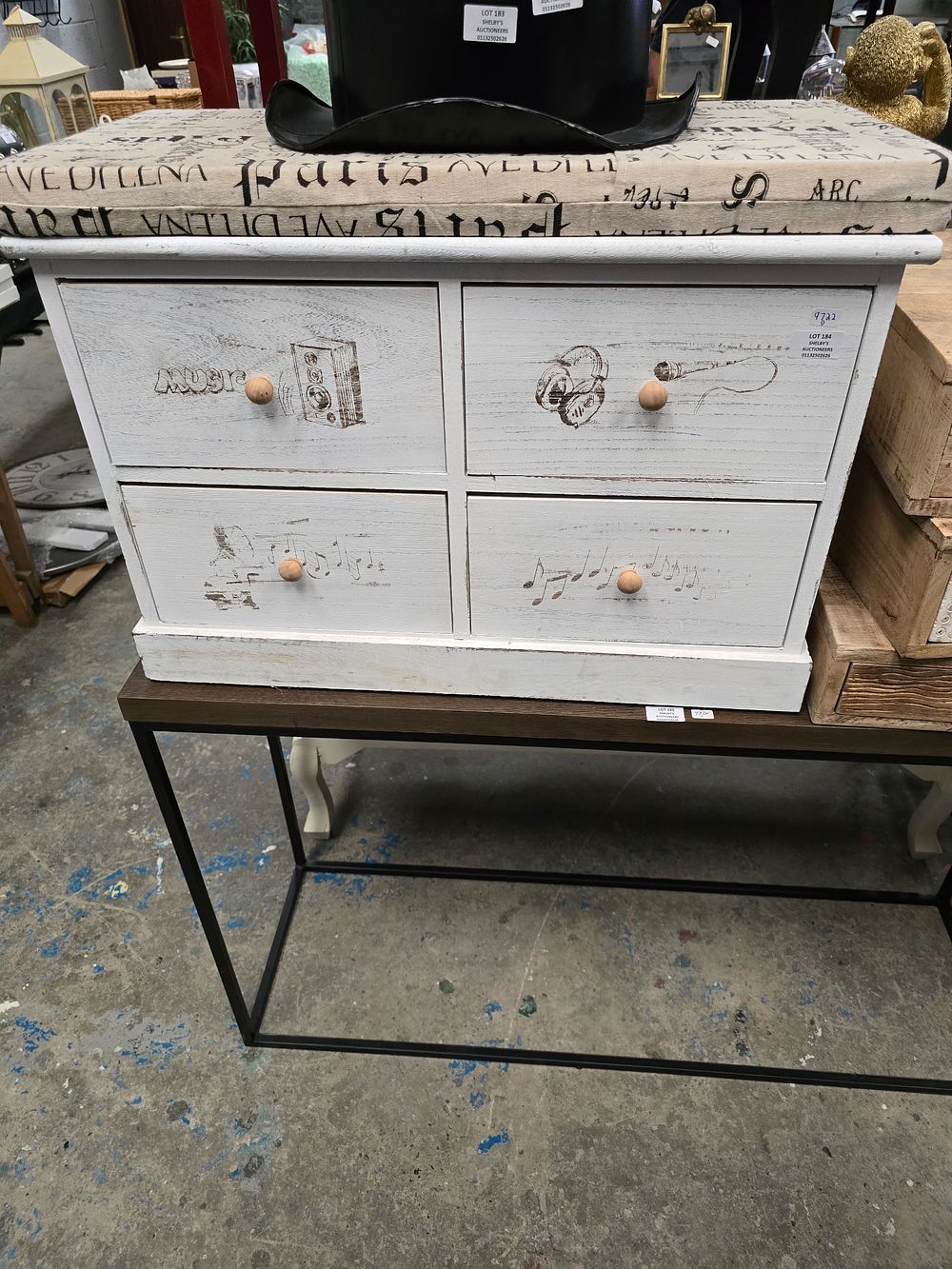 Lot 184: 1 X SMALL WOODEN 4 DRAWER WINDOW SEAT
