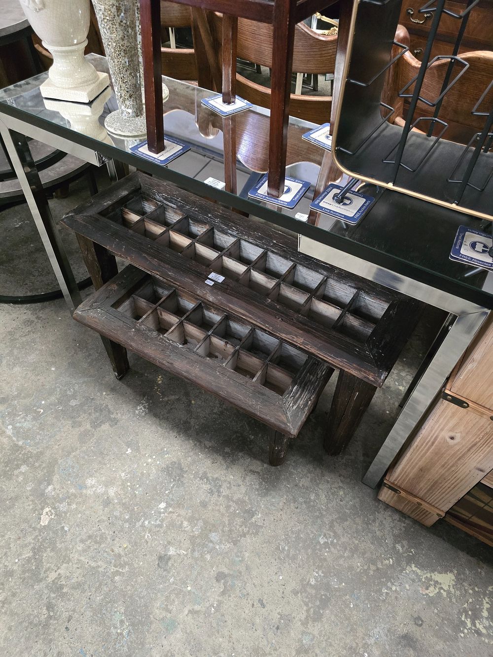 Lot 196: 1 X NEW MIRRORED GLASS TOP CONSOLE TABLE...