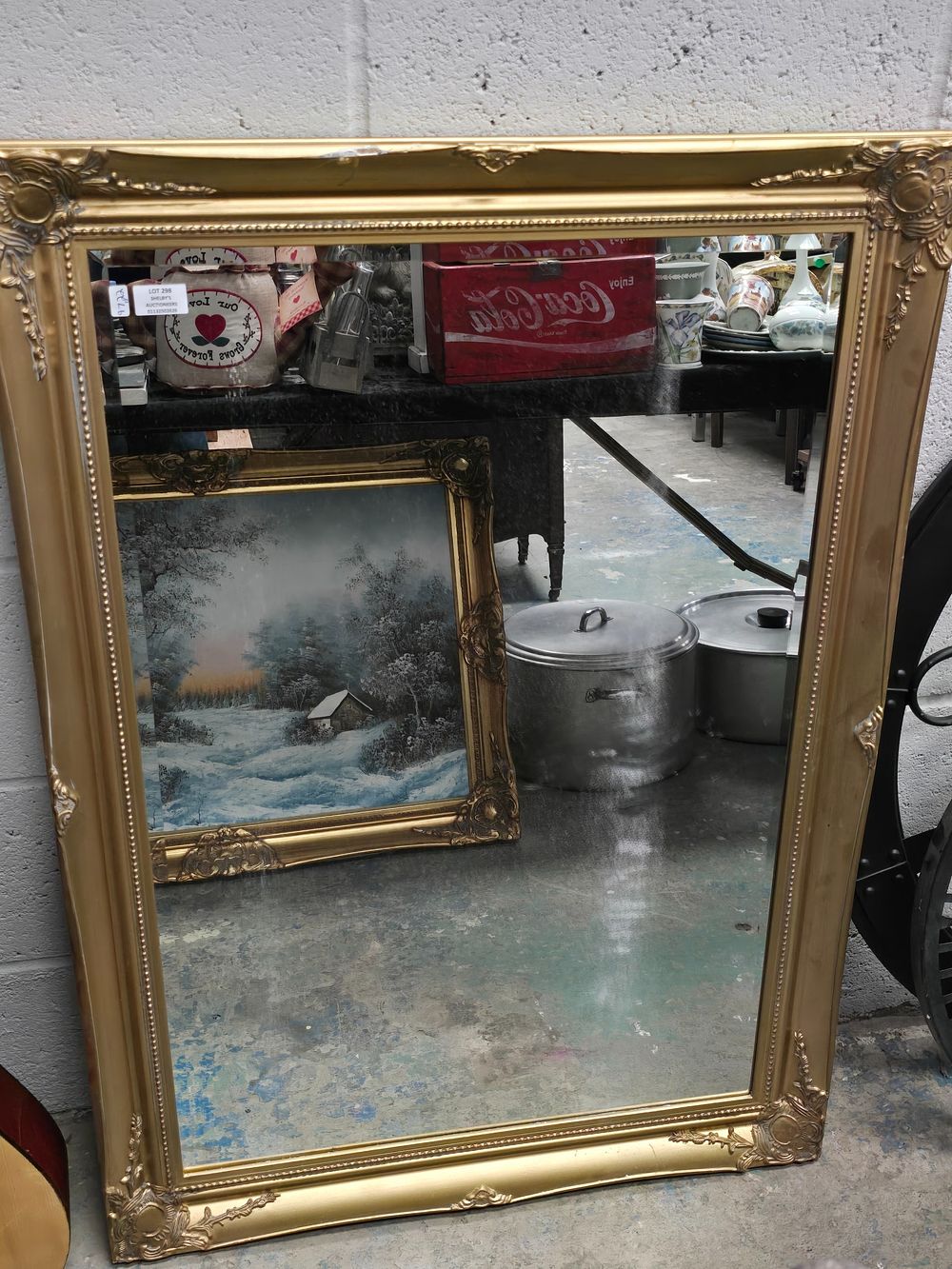 Lot 298: 1 X LARGE GILT FRAME HALL MIRROR