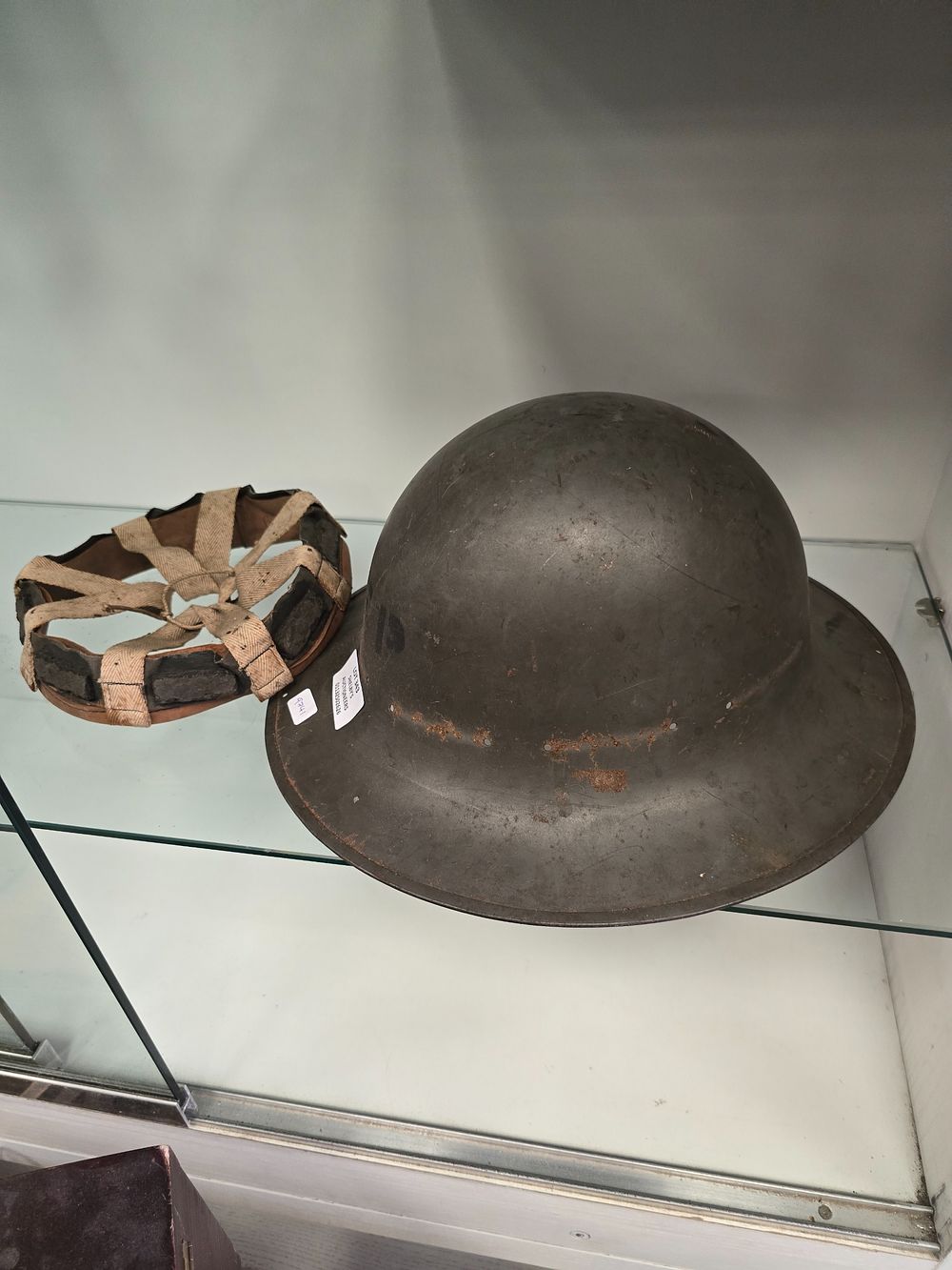 Lot 343: 1 X WW2 ZUCKERMAN HELMET STREET FIRE PARTY