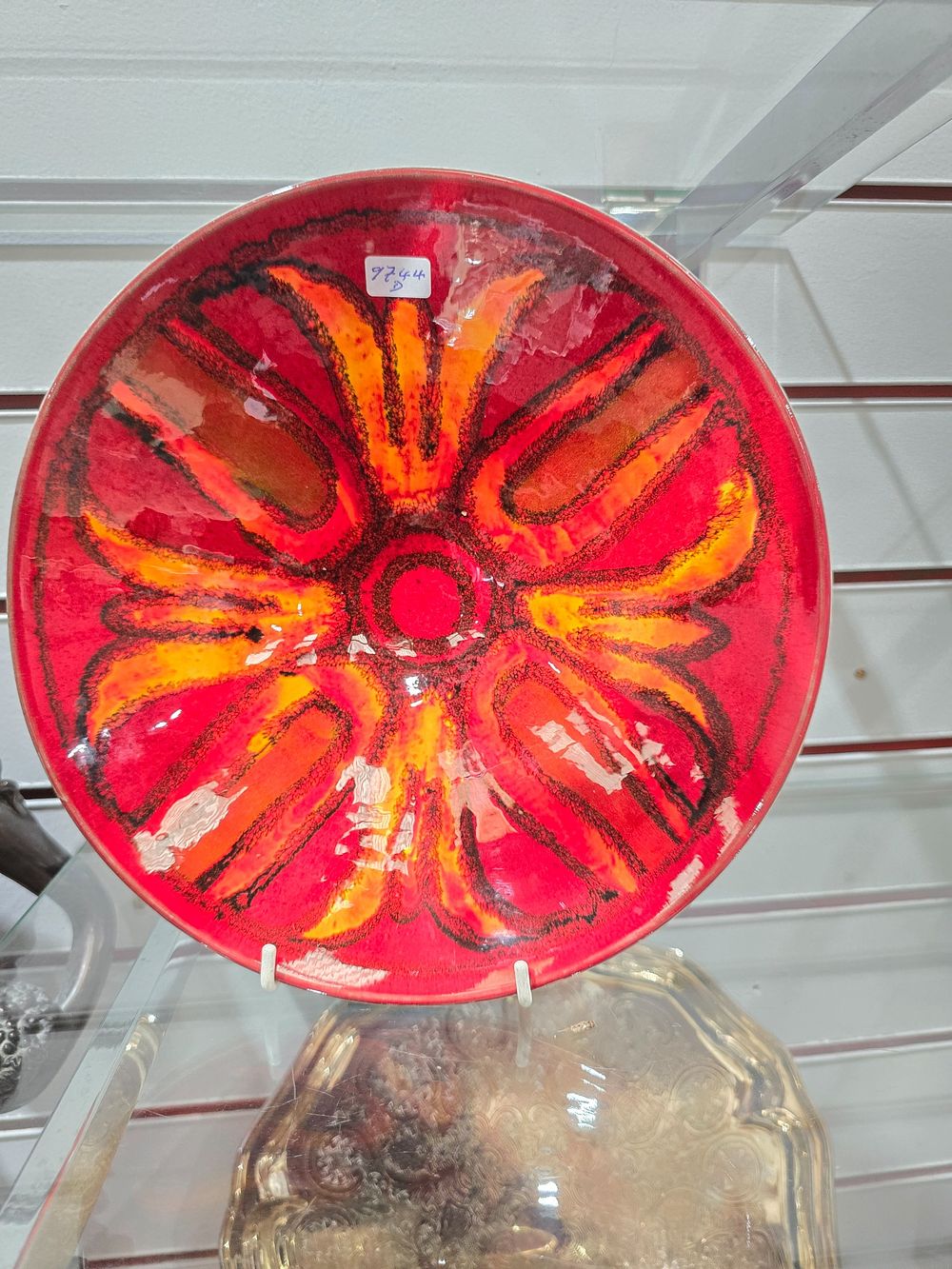 Lot 434: 1 X POOLE POTTERY LARGE POTTERY BOWL 10...
