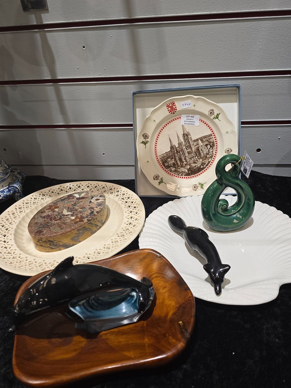 Lot 452: 1NX POOLE POTTERY DOLPHIN WITH AUSTRALIN ITEMS ETC