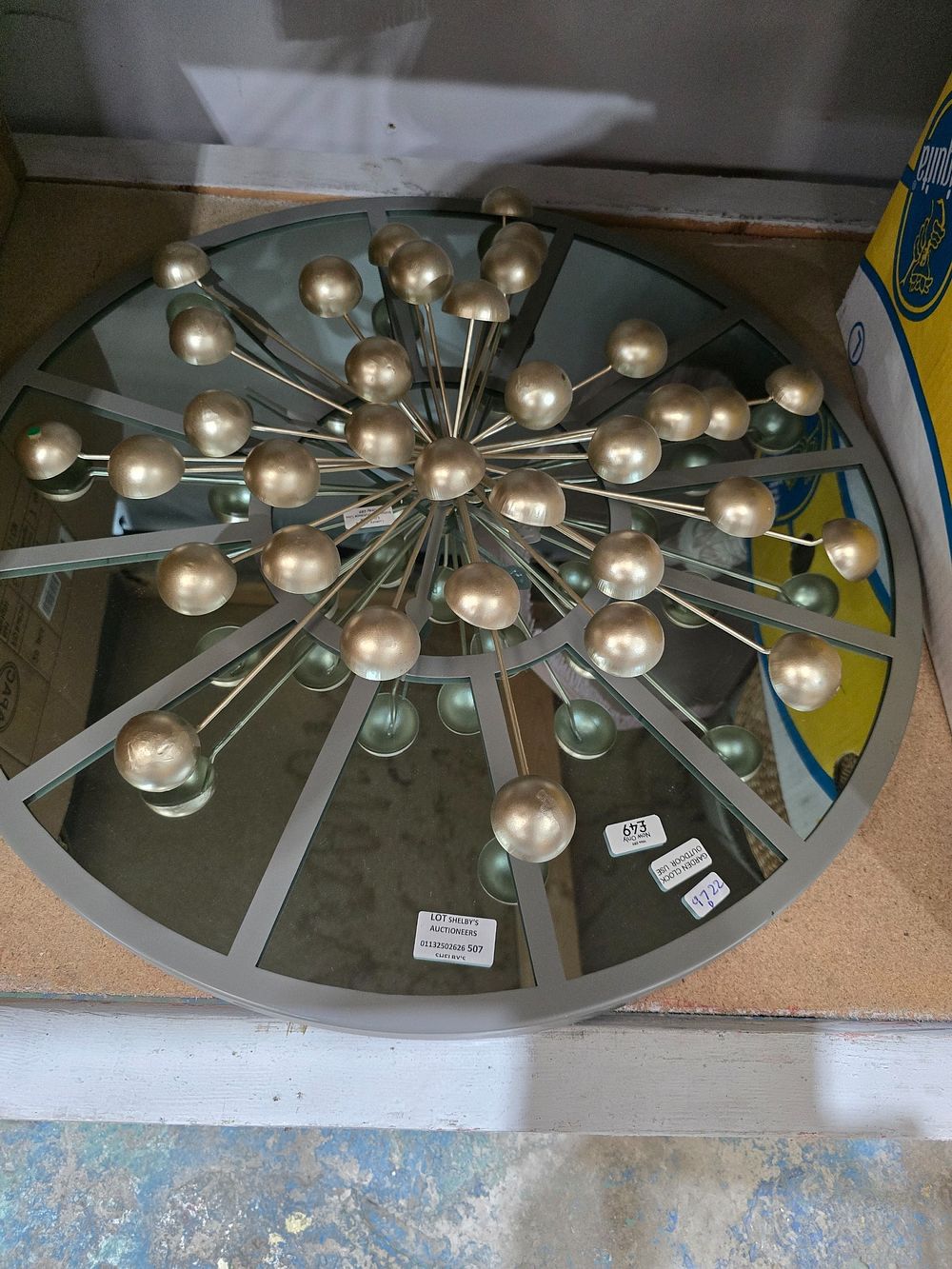 Lot 507: 1 X OUTSIDE GARDEN CLOCK WITH METAL WALL...