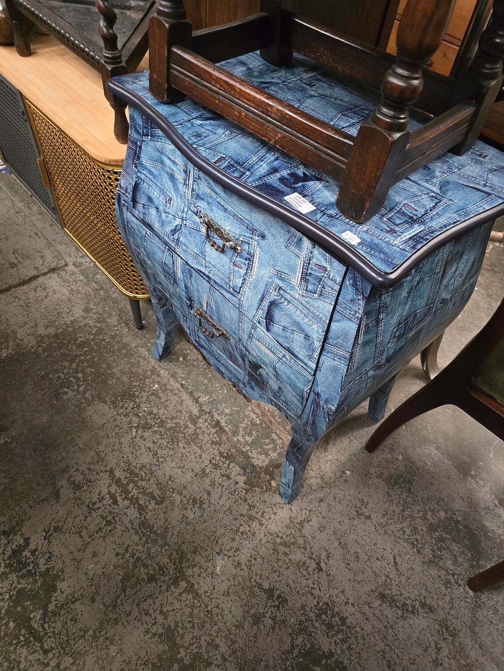 Lot 102: 1 X DENIM PATTERN 2 DRAWER WOODEN BEDSIDE...