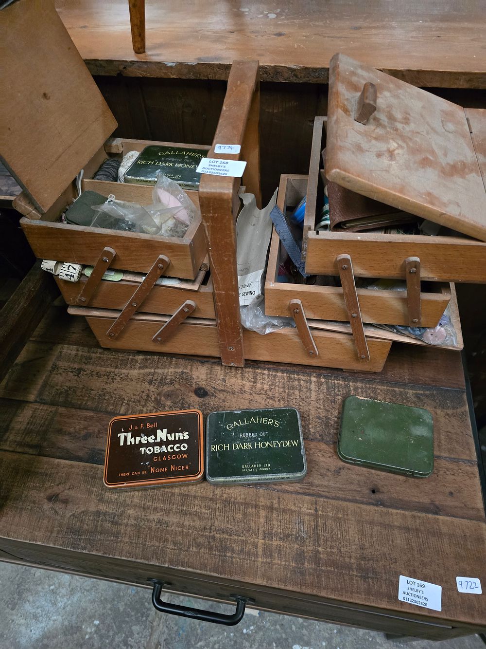 Lot 168: 1 X TEAK VINTAGE SEWING WITH CONTENTS
