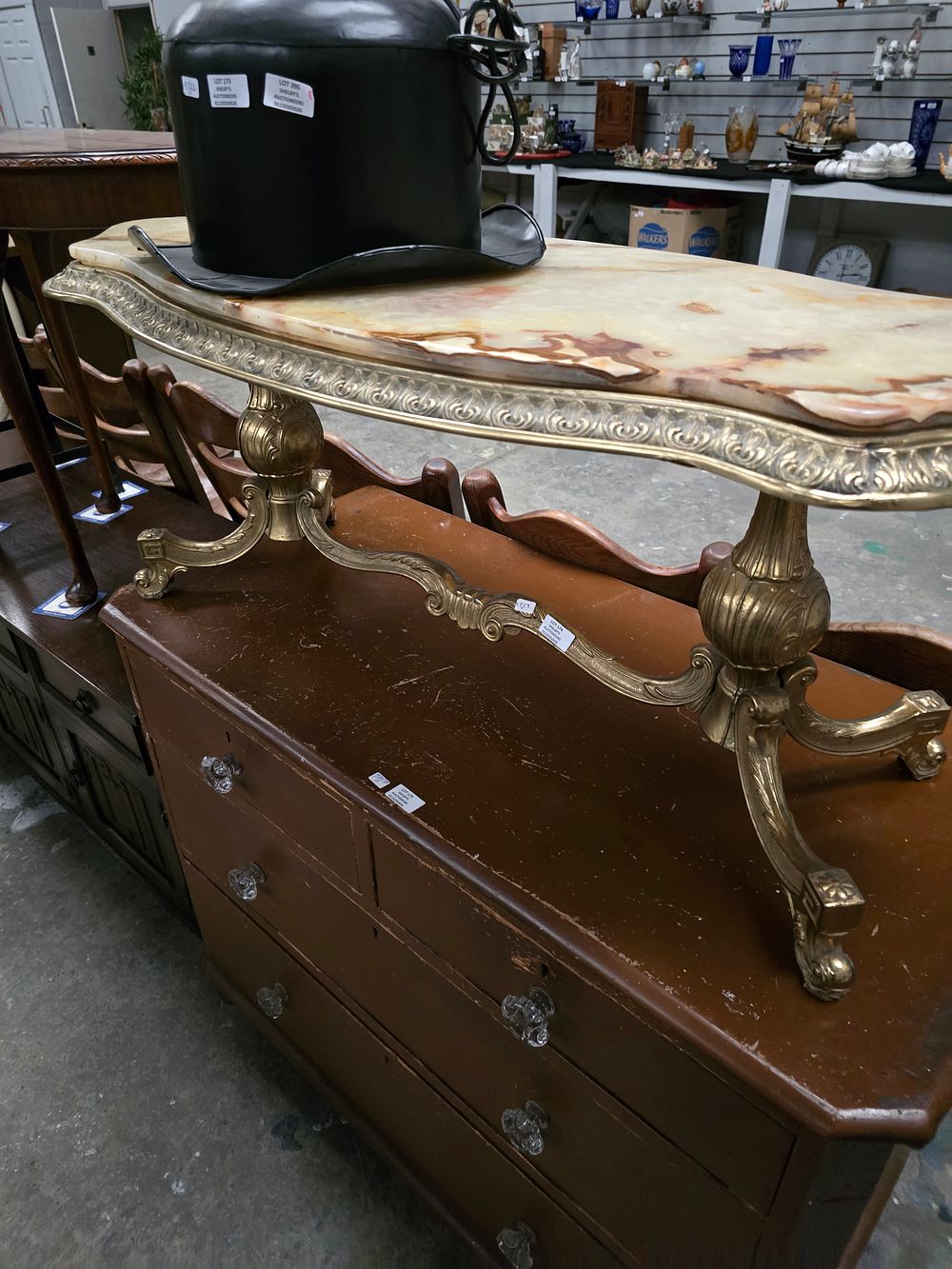 Lot 174: 1 X ALABASTER TOPPED METAL FRAMED COFFEE TABLE