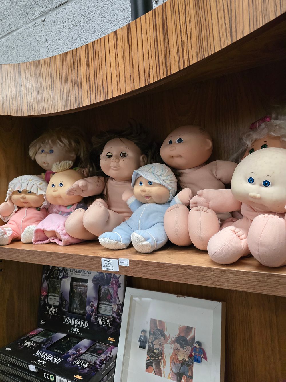 Lot 201: 8 X VARIOUS VINTAGE CABBAGE PATCH DOLL TOYS
