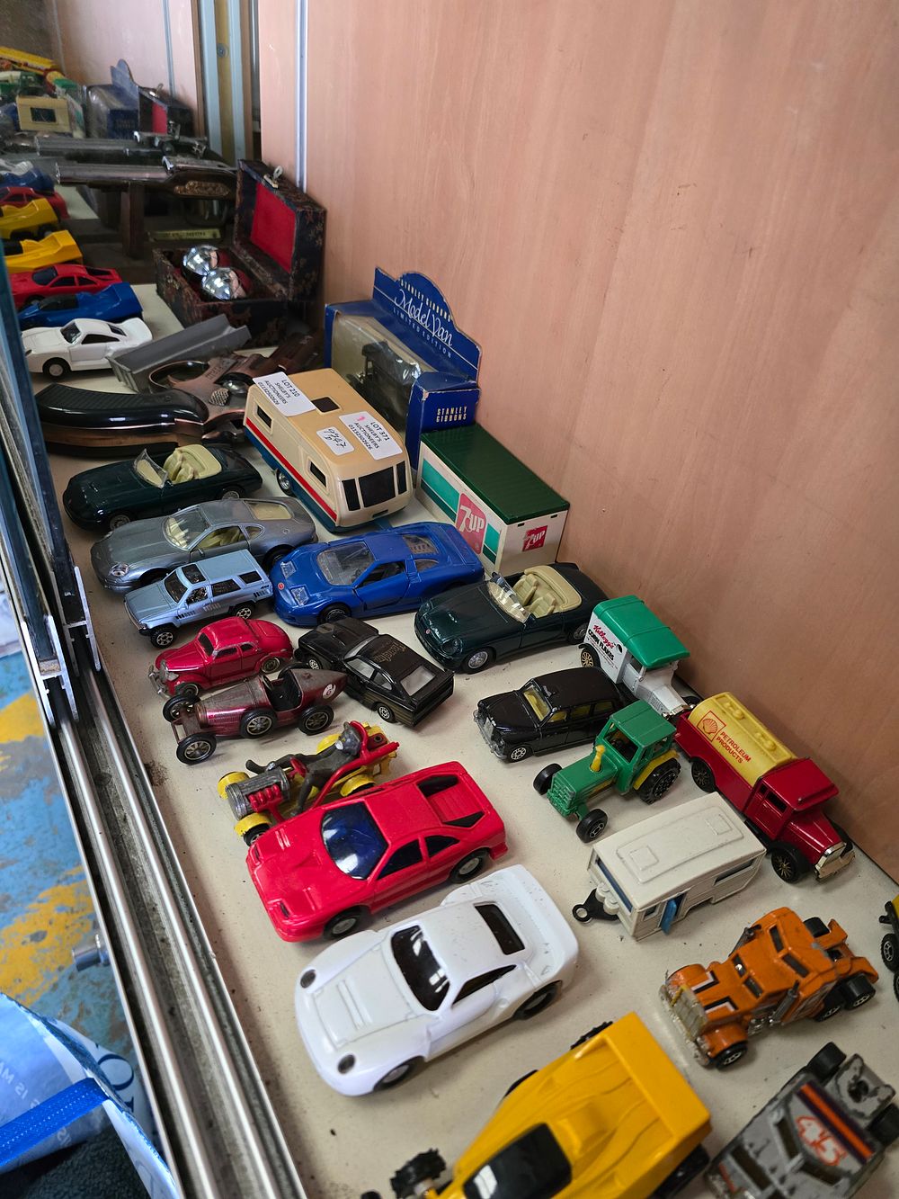 Lot 210: SELCTION OF VARIOUS MAKES AND MODELS OF VEHICLES...