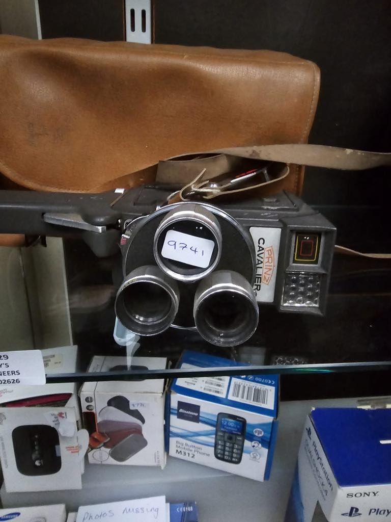 Lot 229: 1 X PRINZ CAVALIER VIDEO CAMERA
